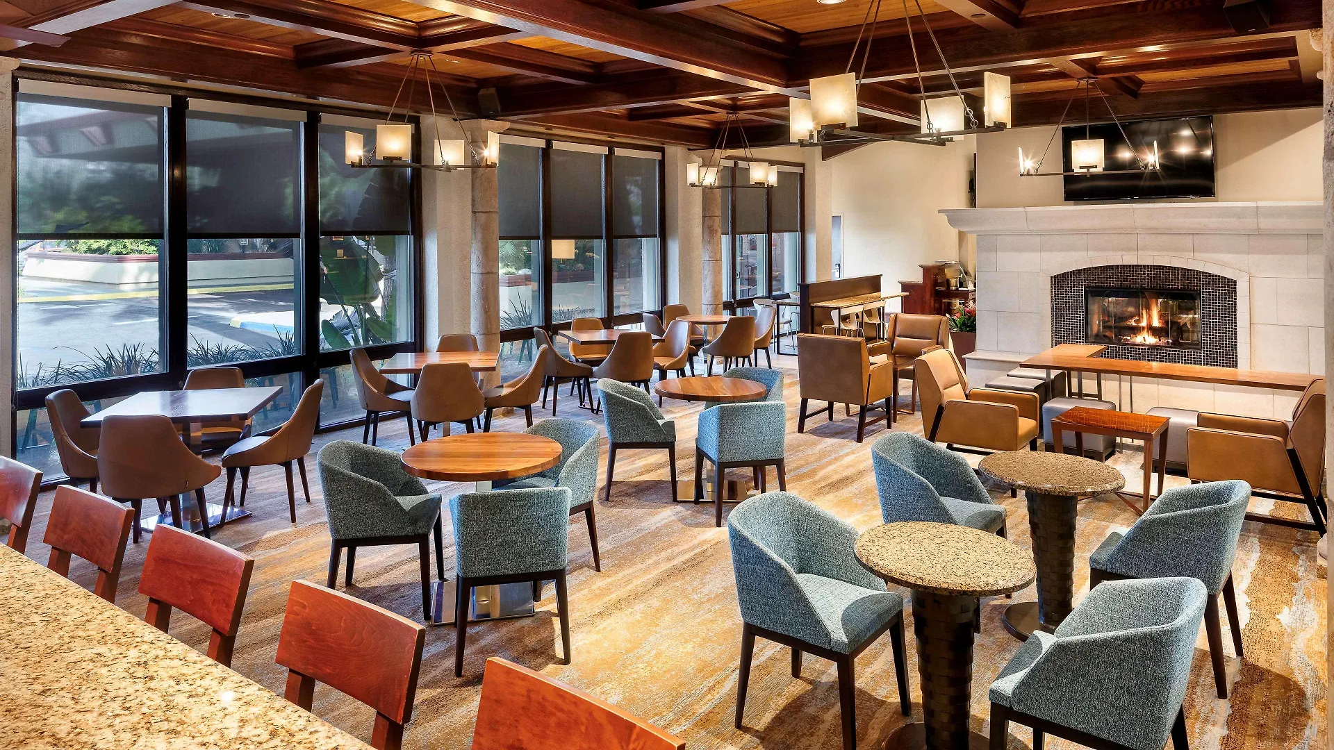 Doubletree By Hilton Ontario Airport Hotel 4*,